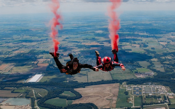 Parachuting brought two generations together over the skies of Ohio