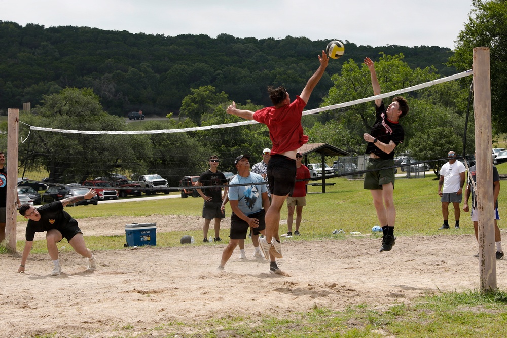 Fort Hood Host Suicide Prevention - Ultimate Unit Spring Challenge