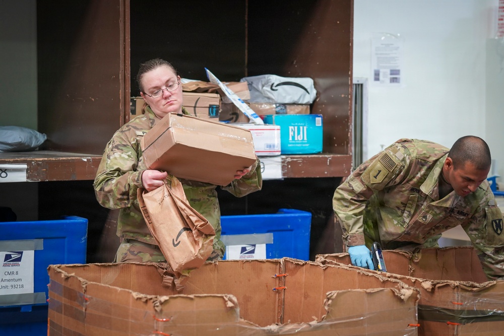 Postal Soldiers keep mail moving at Camp Bondsteel