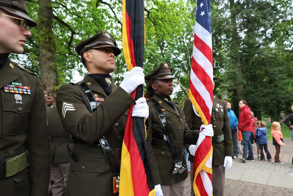16th SB Soldiers Participate in Netherlands Liberation Day Events