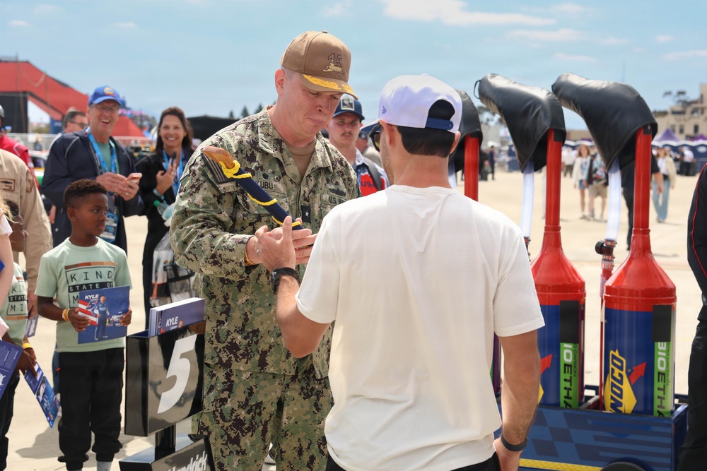 NASCAR driver Kyle Larson hosts tour for CSG 15 Sailors