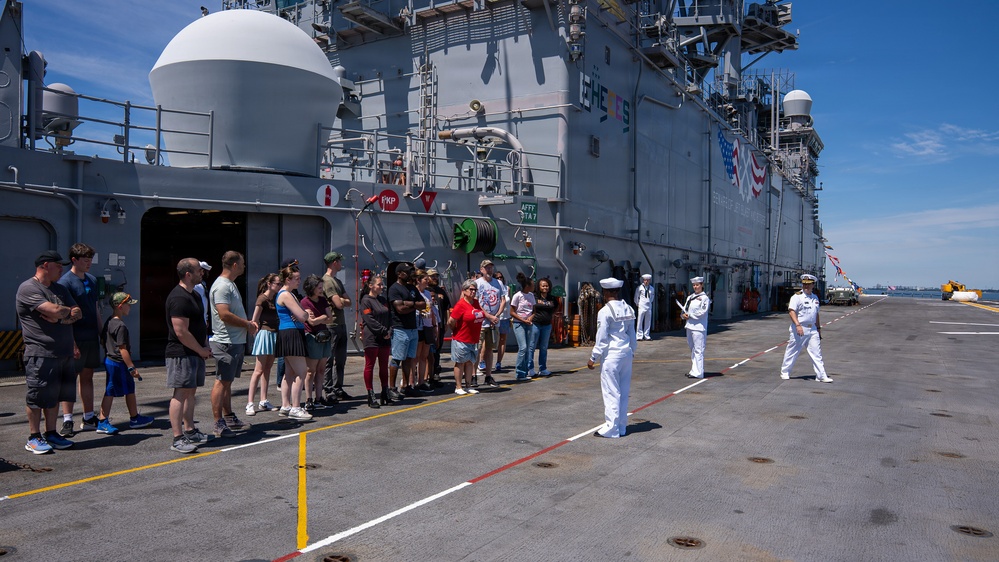 Sailors give tours aboard Wasp-class amphibious assault ship USS Iwo Jima (LHD 7)