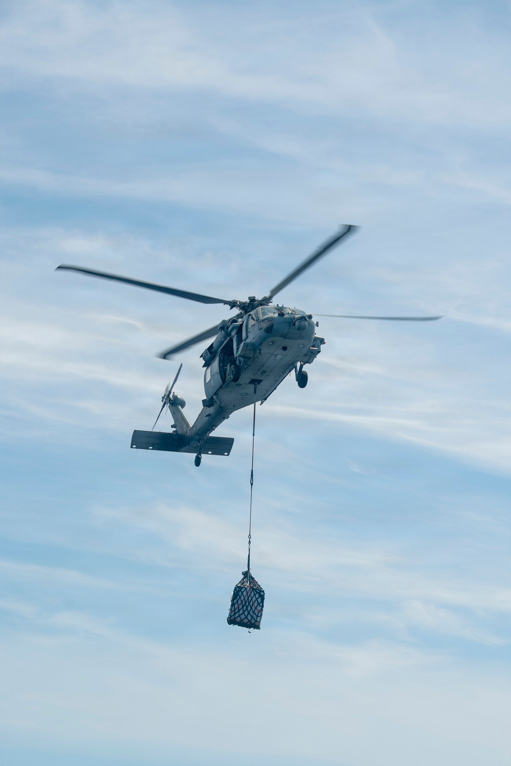 USS Boxer, USNS Alan Shepard, HSC 21 Conduct VERTREP