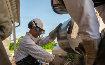161st Air Refueling Wing Fuel Specialists Train at Aviano Air Base