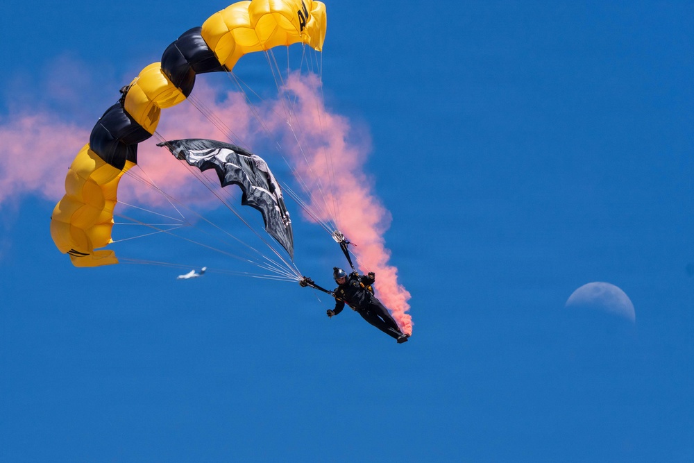 The U.S. Army Parachute Team parachutes into Truckee Tahoe Airshow