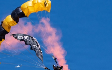 The U.S. Army Parachute Team parachutes into Truckee Tahoe Airshow