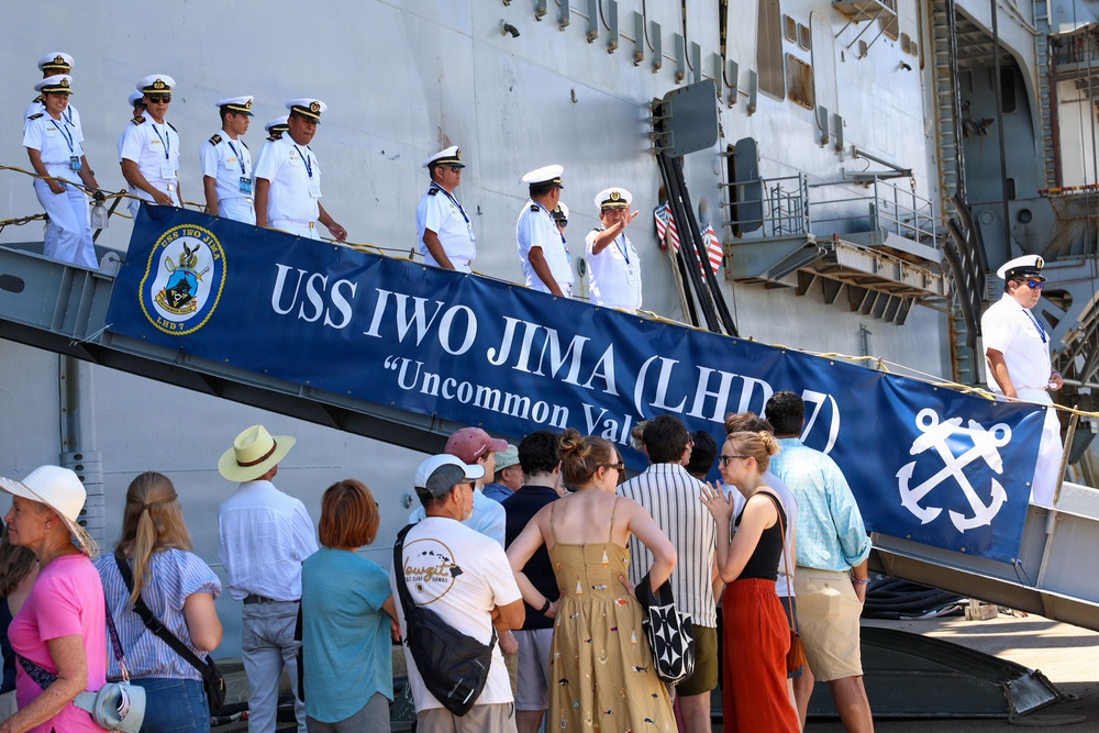 USS Iwo Jima FLEETEX 250 Tours