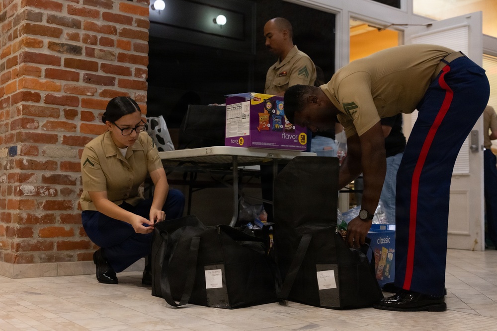 U.S. Marines support Norfolk Police Department food distribution event