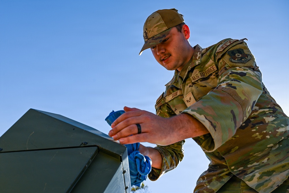 Weather watchers support U.S. Central Command