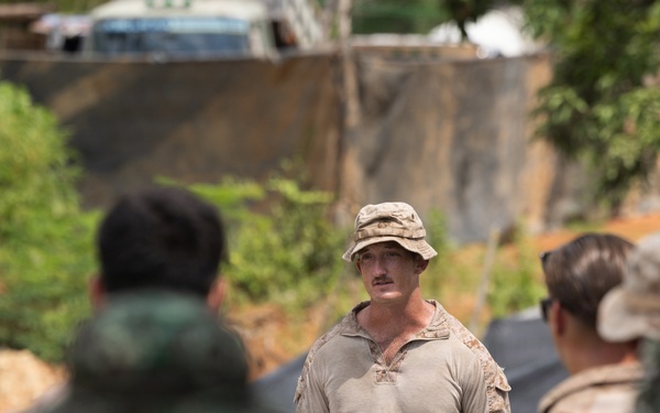 U.S., Philippine Marines conduct close-quarters battle training during KAMANDAG 10