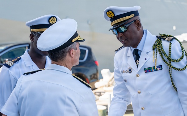 Vice Adm. Doug Perry Visits Senegalese navy ship Niani on Naval Station Norfolk
