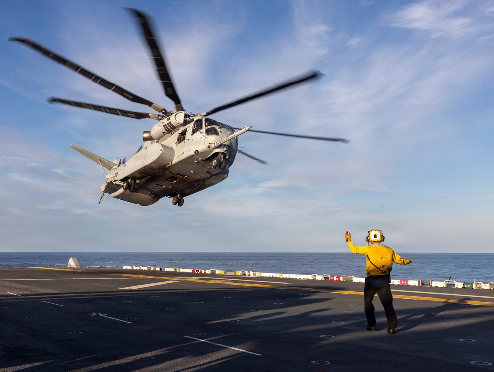 26th Marine Expeditionary Unit’s Type Commander’s Amphibious Training | HMH-461 and VMM-261 conduct night flight training operations aboard the USS Kearsarge
