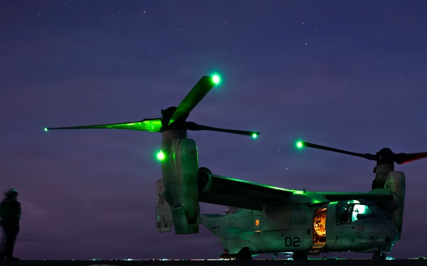 26th Marine Expeditionary Unit’s Type Commander’s Amphibious Training | HMH-461 and VMM-261 conduct night flight training operations aboard the USS Kearsarge