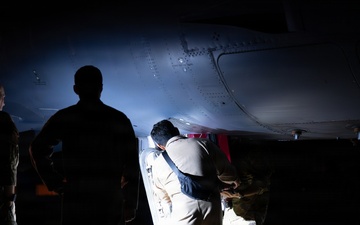 B-52H Stratofortress lands to support U.S. Central Command