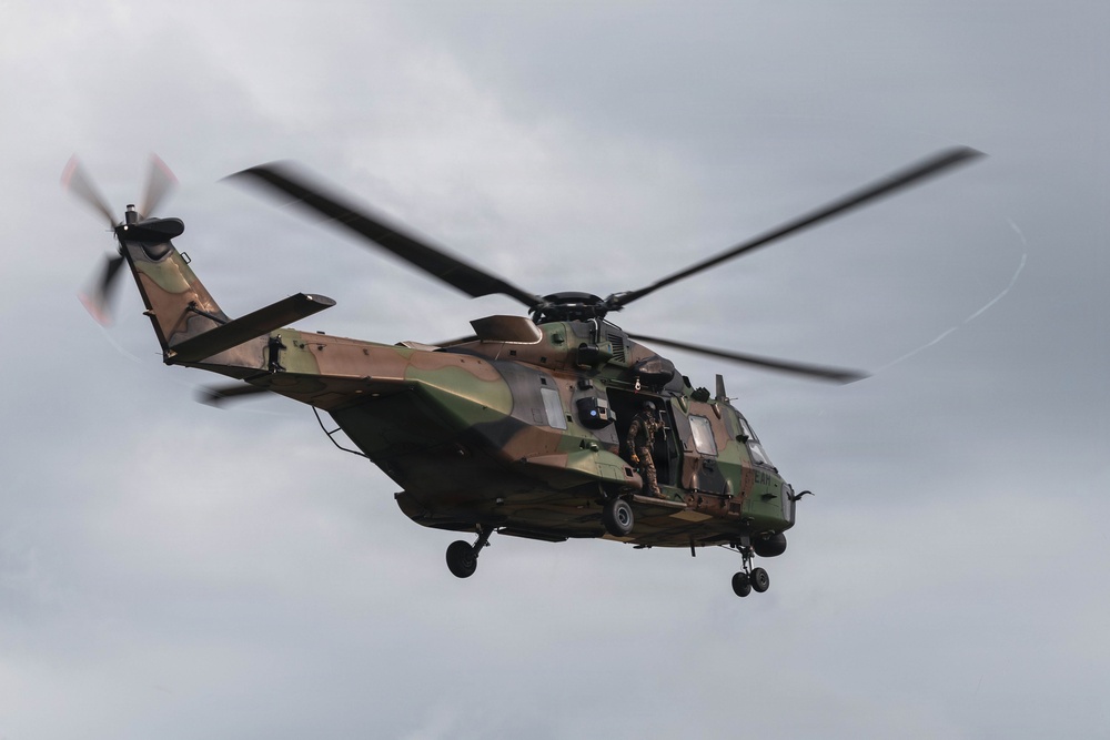 Fleet Exercise 250 | French sailors conduct helicopter training on MCB Camp Lejeune