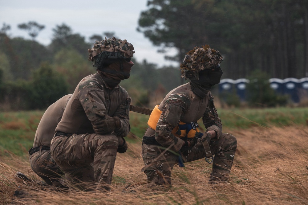 Fleet Exercise 250 | French sailors conduct helicopter training on MCB Camp Lejeune