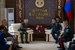 U.S. Pacific Command Deputy Commander Visits Mongolia, Reaffirms Strategic ‘Third Neighbor’ Partnership