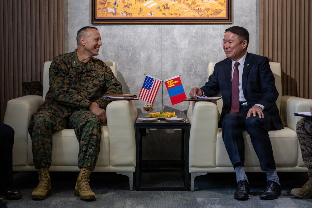 U.S. Pacific Command Deputy Commander Visits Mongolia, Reaffirms Strategic ‘Third Neighbor’ Partnership