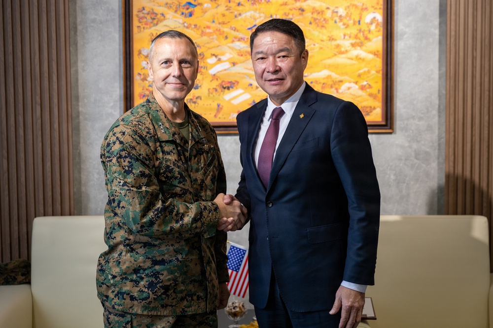 U.S. Pacific Command Deputy Commander Visits Mongolia, Reaffirms Strategic ‘Third Neighbor’ Partnership