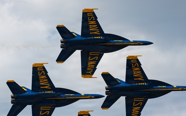 Blue Angels perform at Naval Air Station Patuxent River Air Show