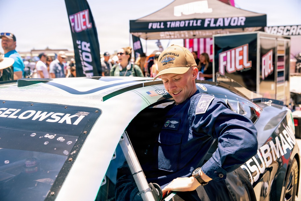 USS Greeneville (SSN 772) Sailors meet NASCAR driver Brad Keselowski