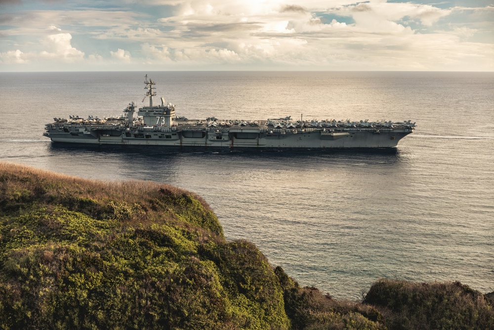 USS George Washington Arrives in Guam
