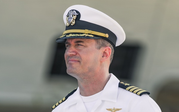USS George Washington Arrives in Guam