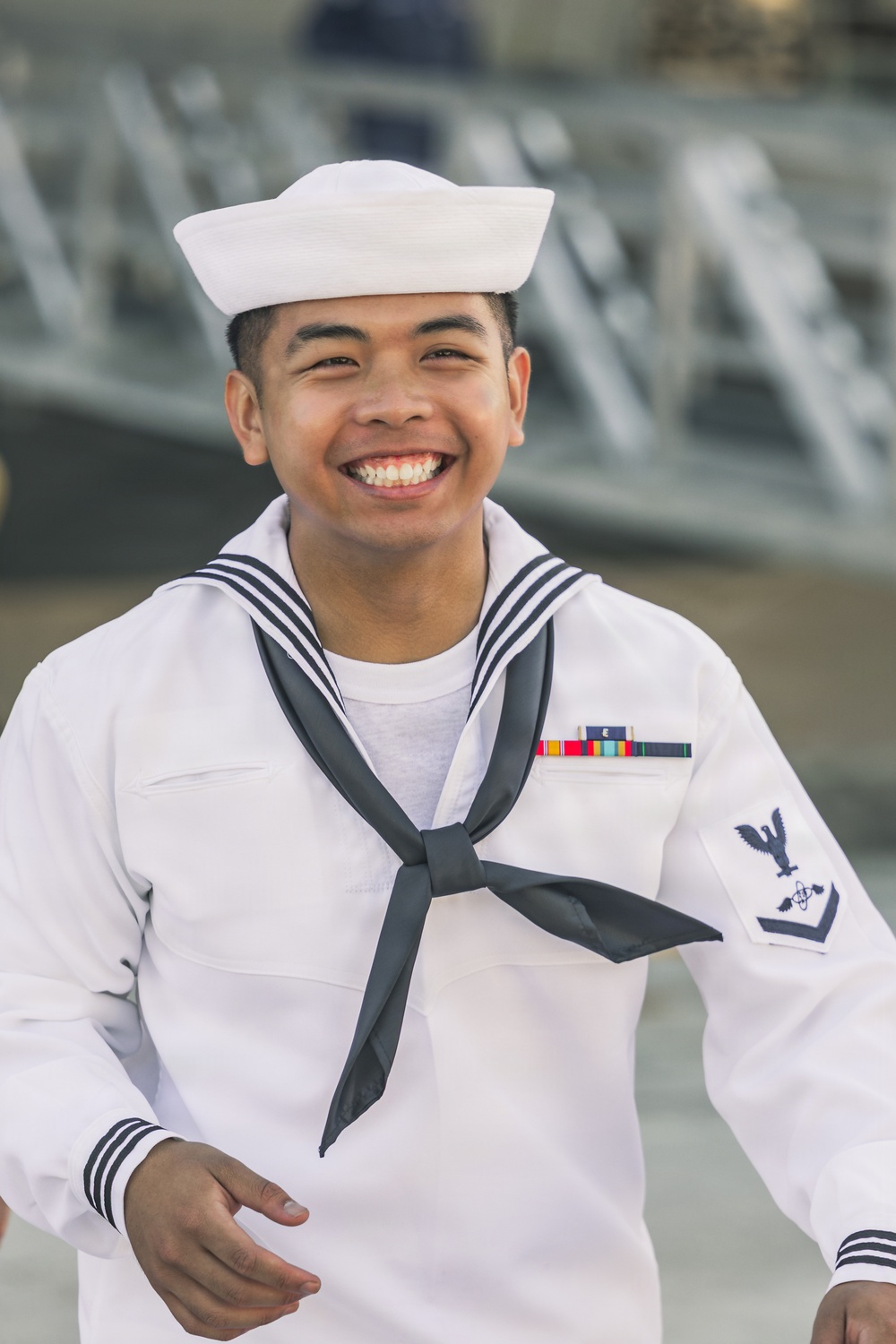 USS George Washington Arrives in Guam