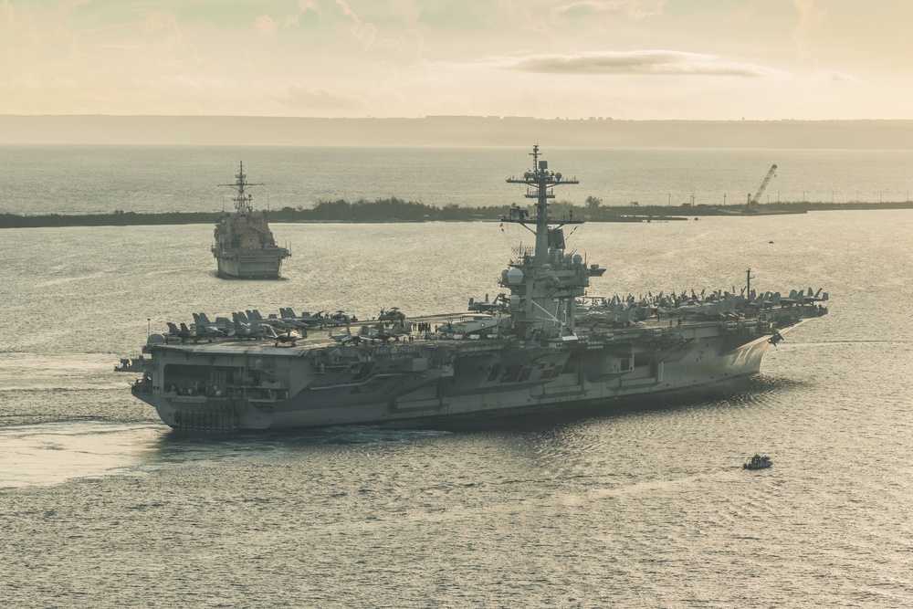USS George Washington Arrives in Guam