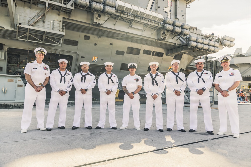 USS George Washington Arrives in Guam