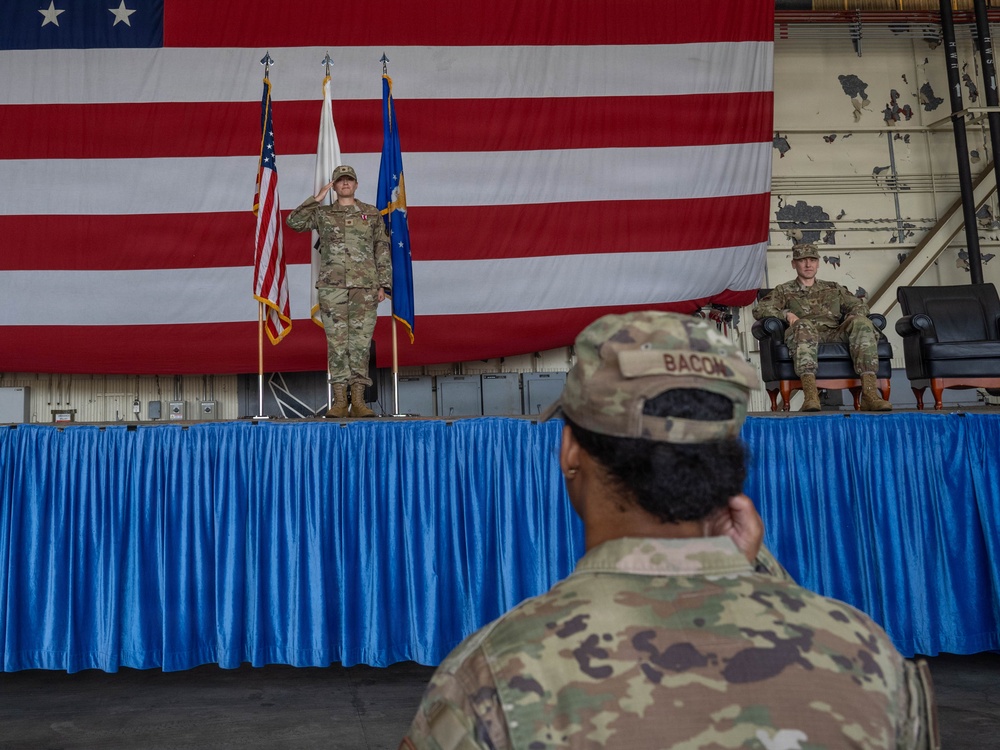 8th LRS welcomes new commander