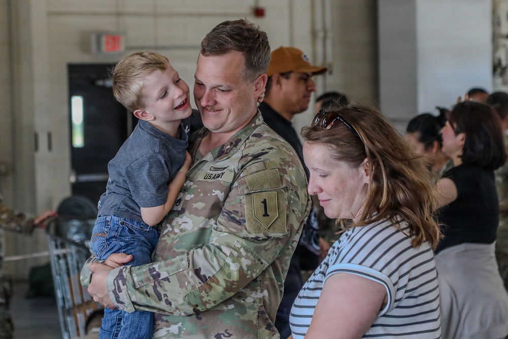 Division Artillery Pre-Deployment Family Time