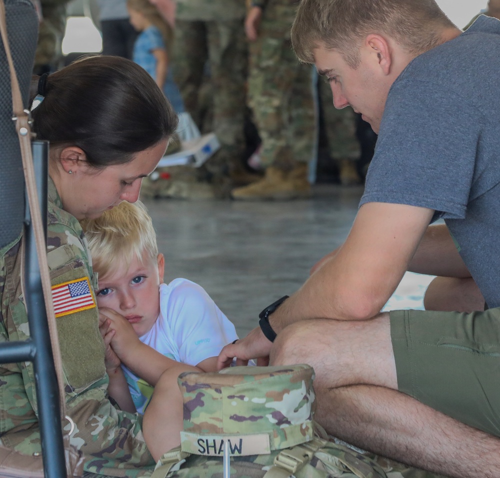 Division Artillery Pre-Deployment Family Time