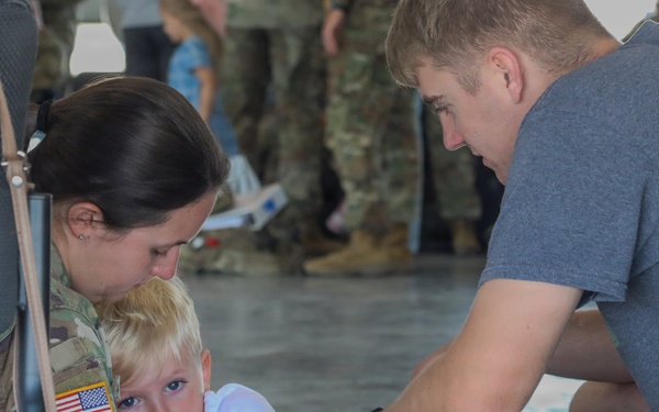 Division Artillery Pre-Deployment Family Time
