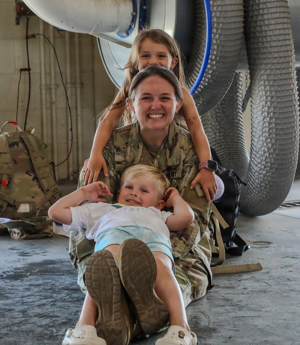 Division Artillery Pre-Deployment Family Time