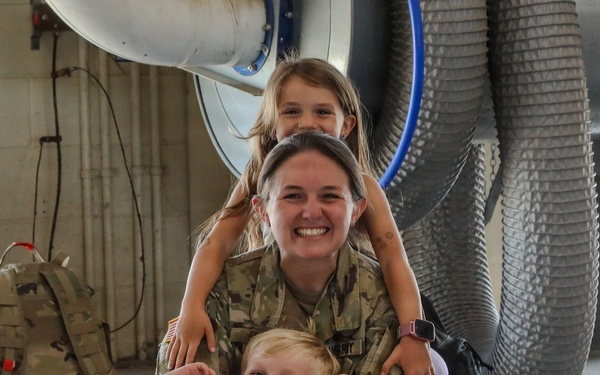 Division Artillery Pre-Deployment Family Time