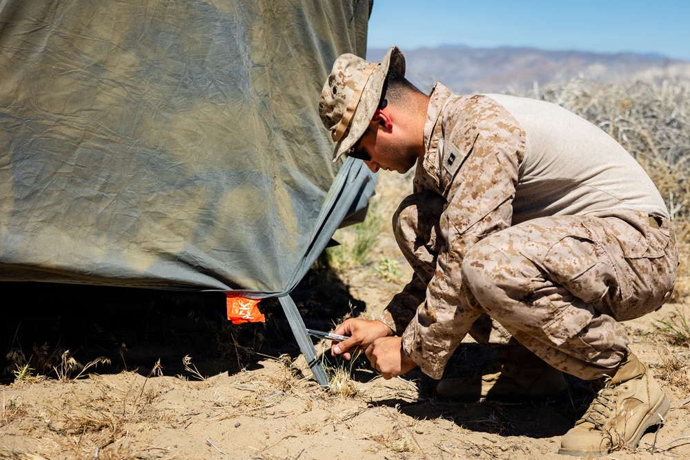 Resolute Hunter 26-2: 5th Air Naval Gunfire Liaison Company Marines establish communications and observe targets in austere environment
