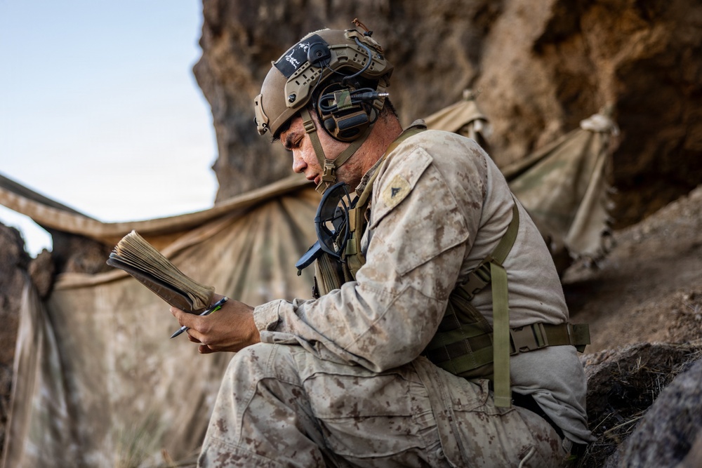 Resolute Hunter 26-2: 5th Air Naval Gunfire Liaison Company Marines establish communications and observe targets in austere environment