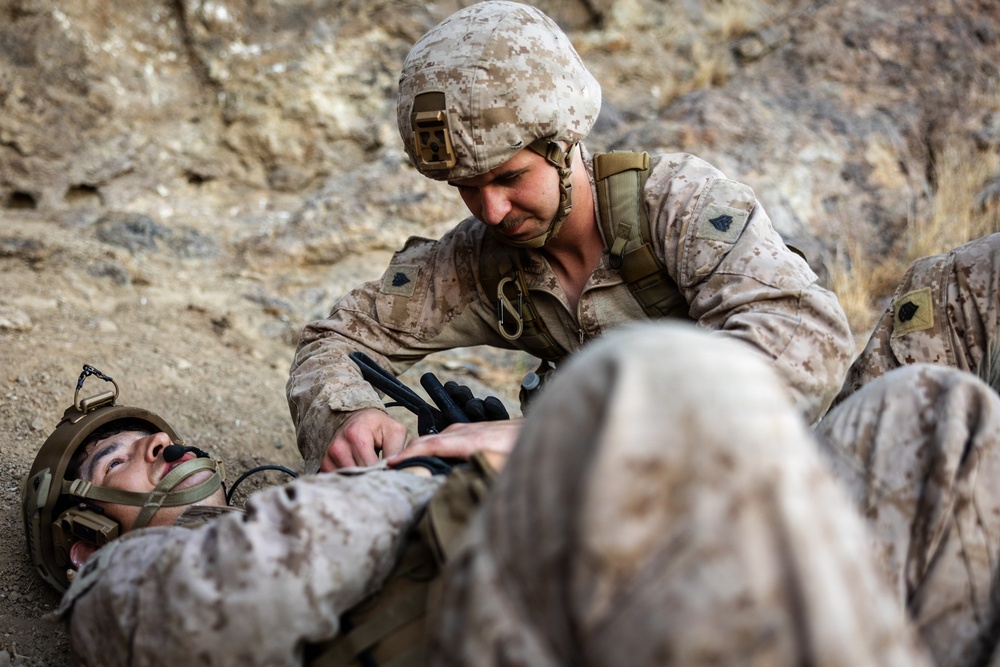 Resolute Hunter 26-2: 5th Air Naval Gunfire Liaison Company Marines establish communications and observe targets in austere environment