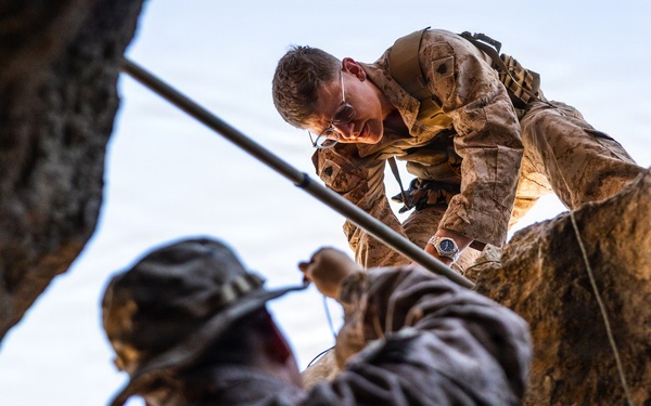 Resolute Hunter 26-2: 5th Air Naval Gunfire Liaison Company Marines establish communications and observe targets in austere environment