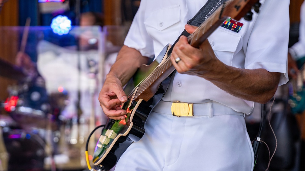 U.S. Fleet Forces Band plays at Norfolk Harborfest Sail250