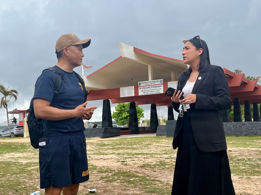 George Washington Sailors Participate in Guam Beach Cleanup
