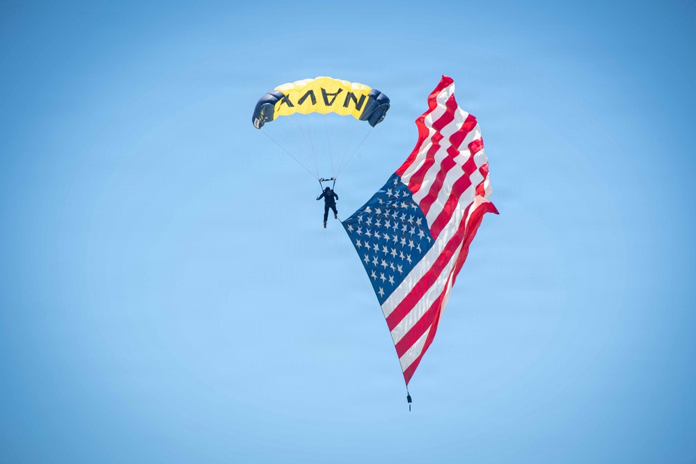 U.S. Navy Parachute Team participate in NASCAR Cup Series