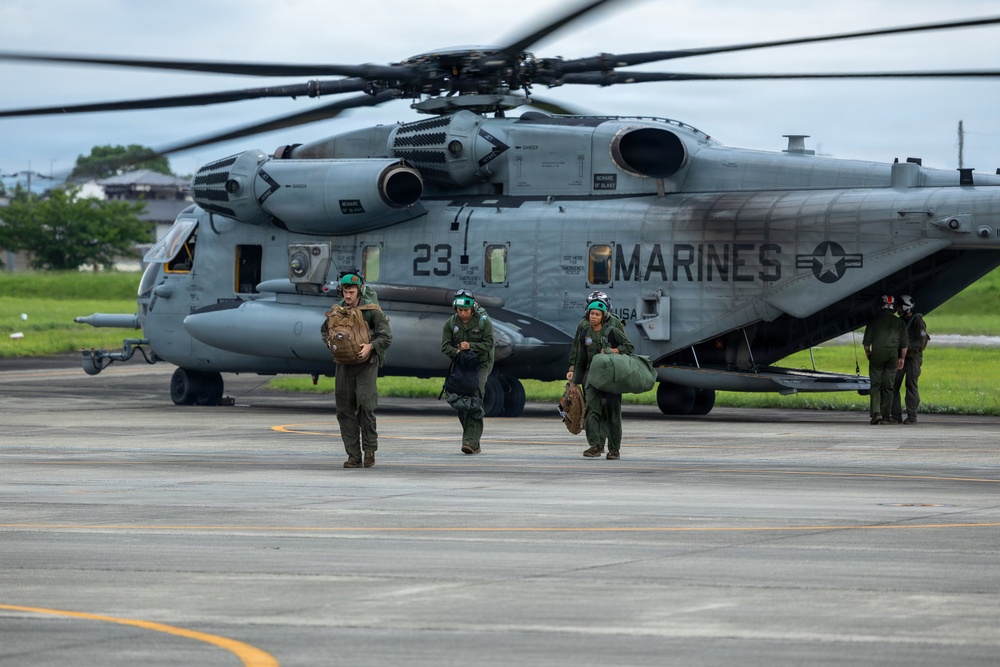 HMH-361 arrives at JGSDF Camp Metabaru
