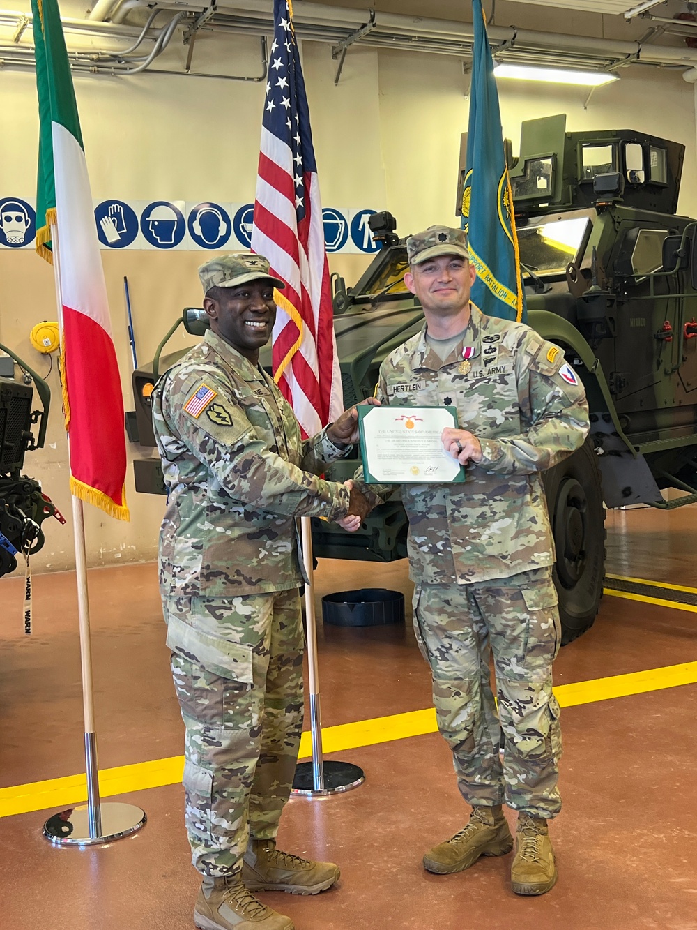 Camp Darby welcomes new 405th leadership