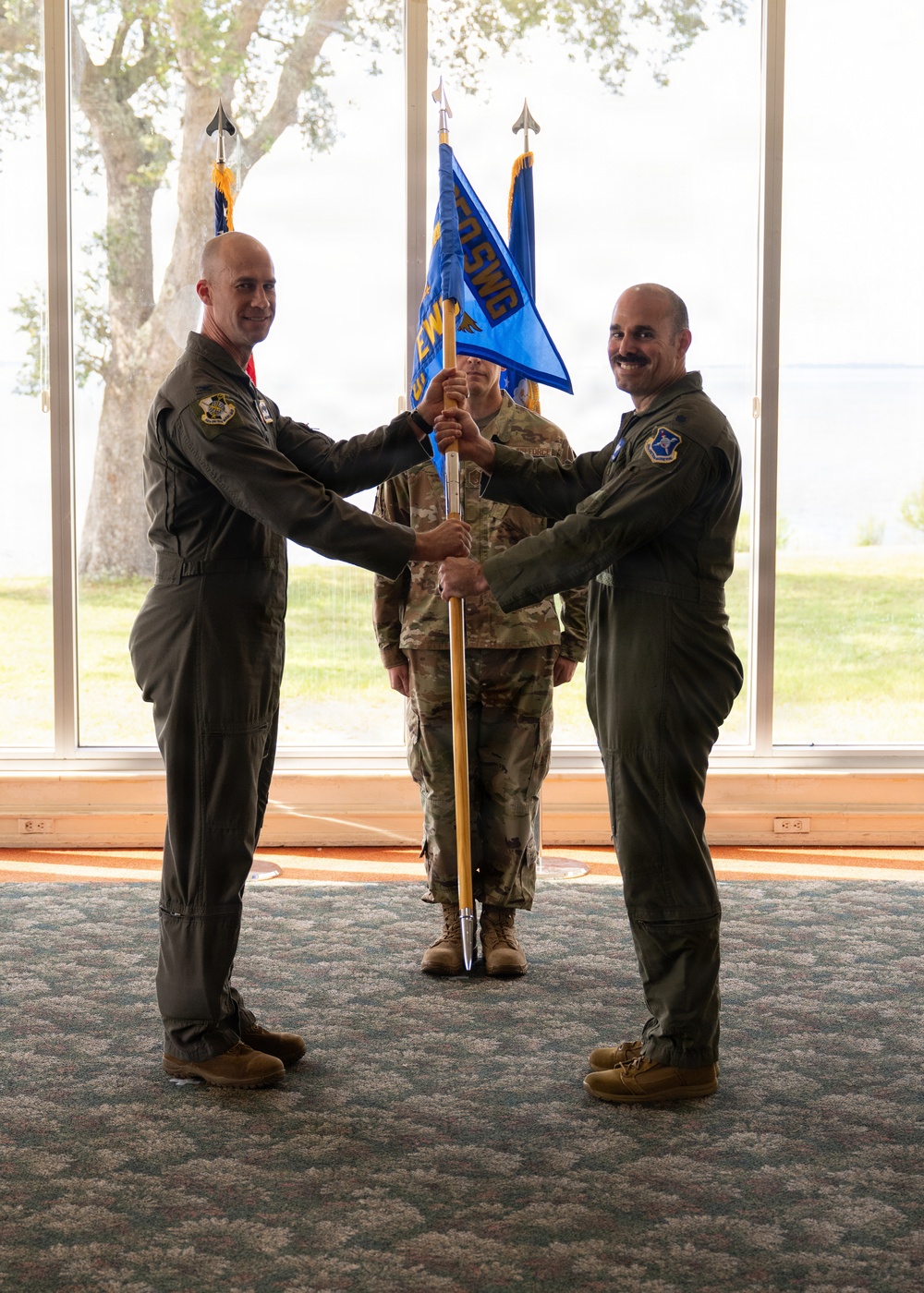 87 EWS welcomes new commander