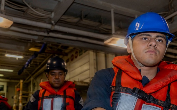 Kearsarge Conducts Replenishment at Sea