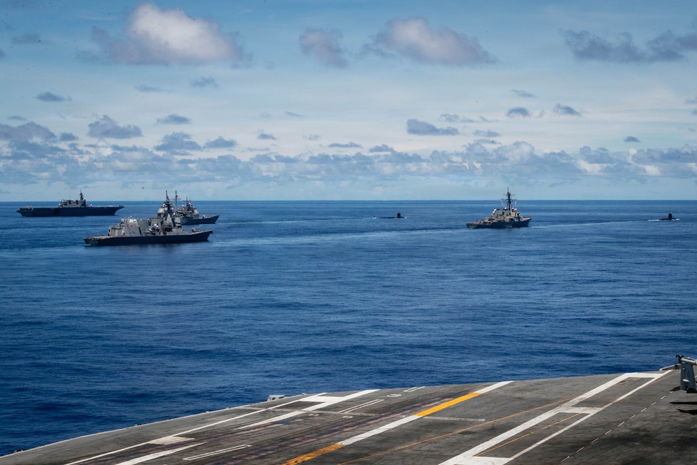 George Washington Strike Group Participates in Valiant Shield 2026