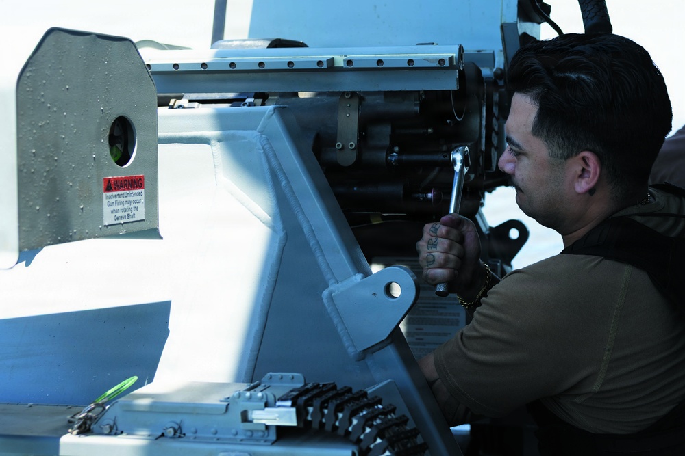 Kearsarge Conducts Routine Operations