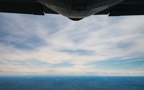 Kentcuky Airmen provide tactical airlift for RAFL26 formation flight